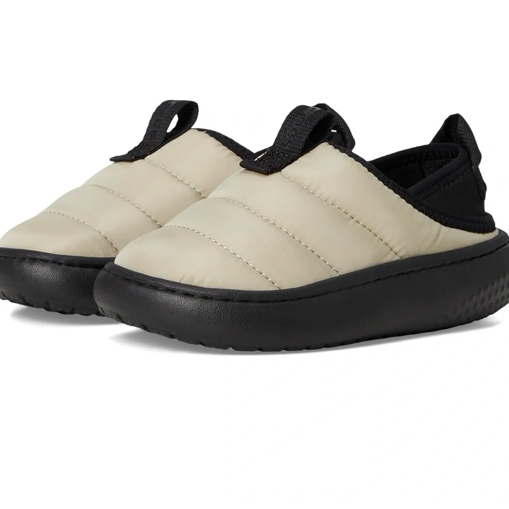 Crocs Unisex Classic Puff Moc Kids Medium Moth Multi Slip On Size 1 NEW